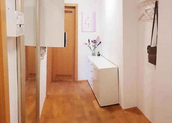 Elena Flat Lavendel Zentrum شقة *