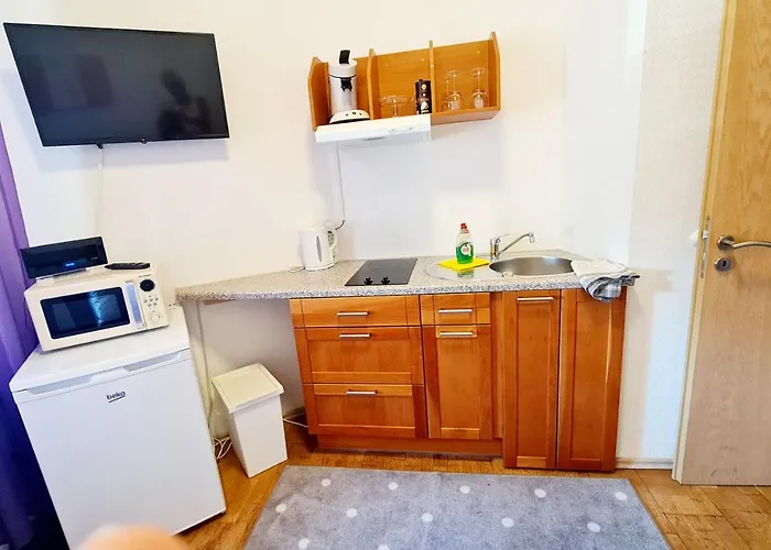 Elena Flat Lavendel Zentrum شقة *