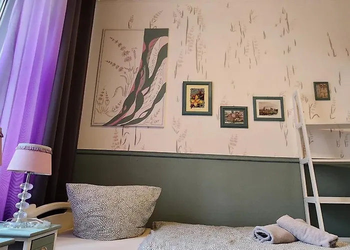 Elena Flat Lavendel Zentrum